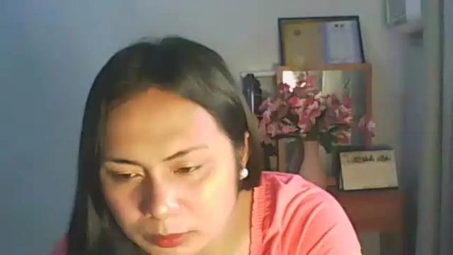 Image 10 of xqueen_beatricex Stream on Chaturbate on 16 months ago