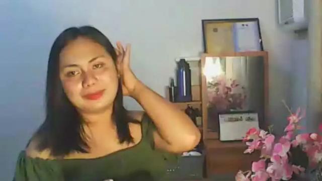 Image 7 of xqueen_beatricex Stream on Chaturbate on 16 months ago