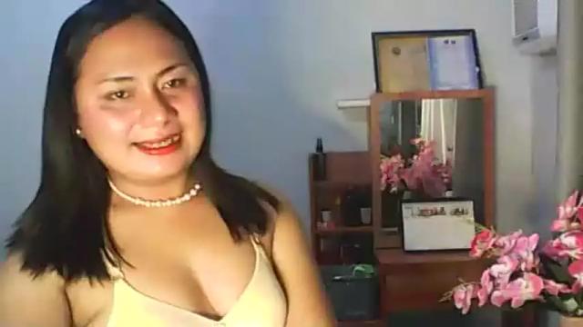Thumbnail 1, xqueen_beatricex's Stream at Chaturbate, 16 months ago