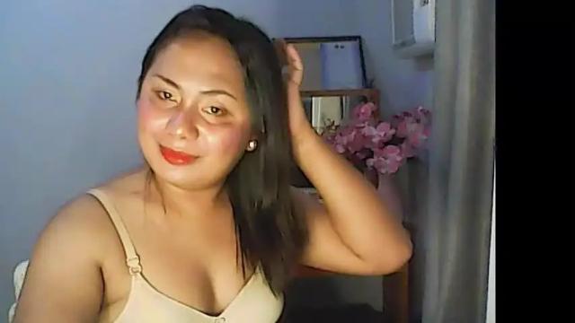 Image 7 of xqueen_beatricex Stream on Chaturbate on 16 months ago