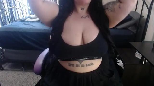 Image 4 of xrileyschembri Stream on Chaturbate on 2 months ago