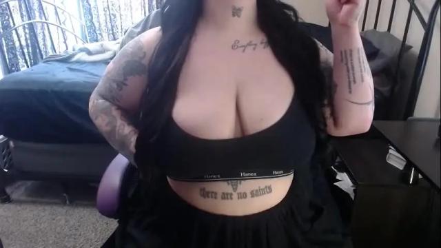 Image 6 of xrileyschembri Stream on Chaturbate on 2 months ago
