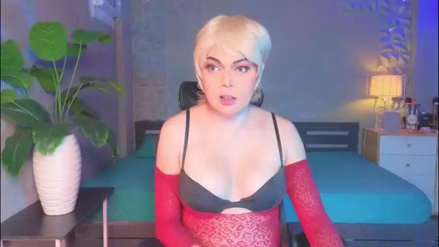 Image 2 of xseductivemichellex Stream on Chaturbate on 1 month ago