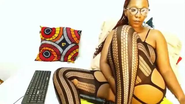 Image 7 of xsexylolahx Stream on Chaturbate on 13 months ago
