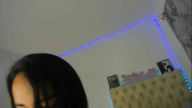 Image 2 of xshantall_hotx Stream on Chaturbate on 2 months ago