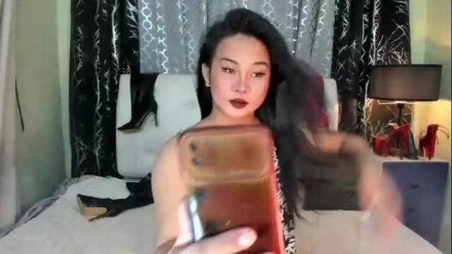 Image 10 of xslutty_candicexx Stream on Chaturbate on 1 month ago
