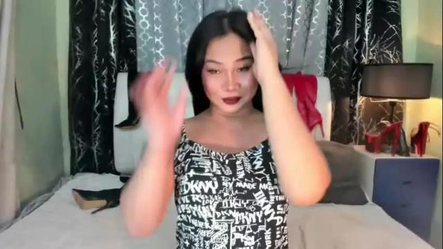 Image 6 of xslutty_candicexx Stream on Chaturbate on 1 month ago