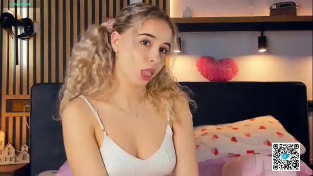 Image 6 of xterribly_cutex Stream on Chaturbate on 28 days ago