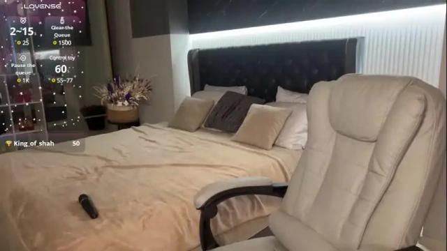 Image 8 of xtrahotx Stream on Chaturbate on 1 month ago