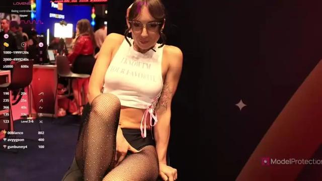 Image 4 of xwithy Stream on Chaturbate on 3 months ago