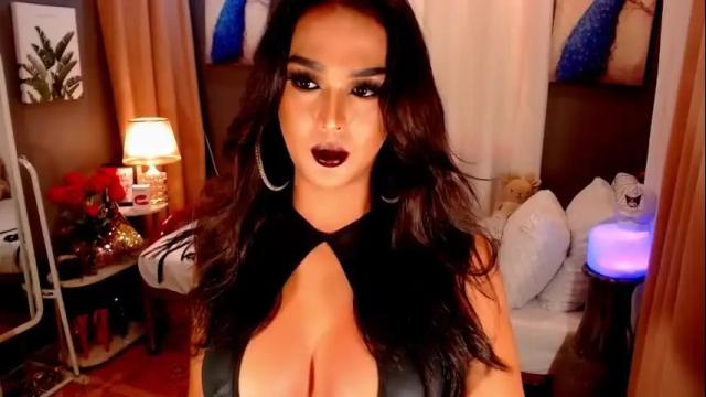 Image 12 of xworldclasskelly Stream on Chaturbate on 6 days ago