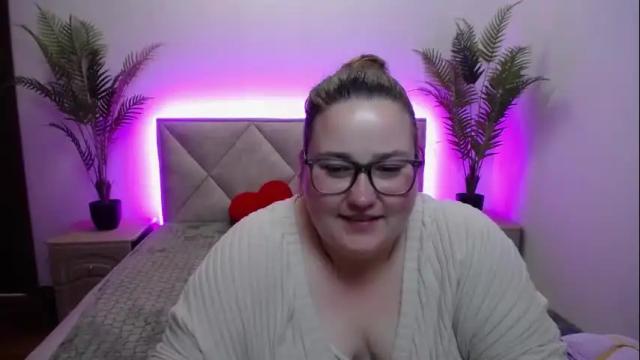 Image 10 of xx_daniella_xx Stream on Chaturbate on 1 month ago