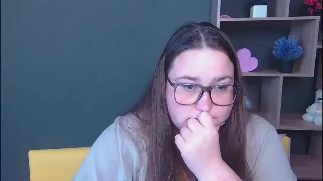 Image 4 of xx_daniella_xx Stream on Chaturbate on 3 days ago