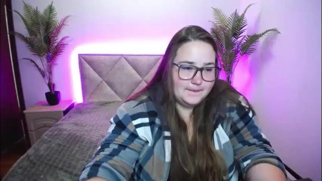 Image 4 of xx_daniella_xx Stream on Chaturbate on 2 months ago