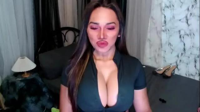 Image 11 of xxcinddyxx Stream on Chaturbate on 1 month ago
