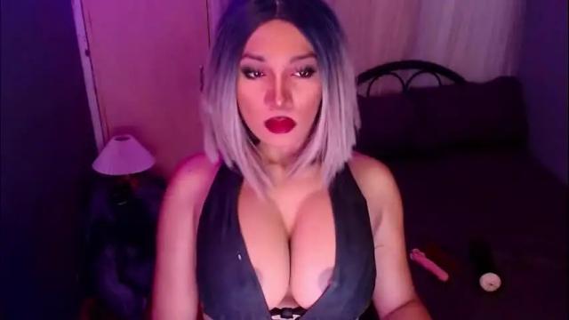 Image 12 of xxcinddyxx Stream on Chaturbate on 2 months ago