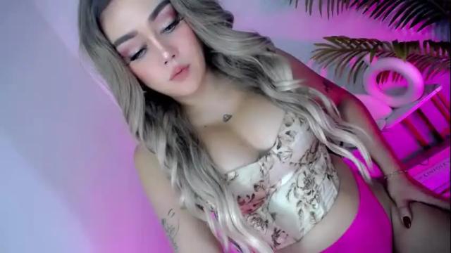 Image 4 of xxcumcatcherxx Stream on Chaturbate on 1 month ago