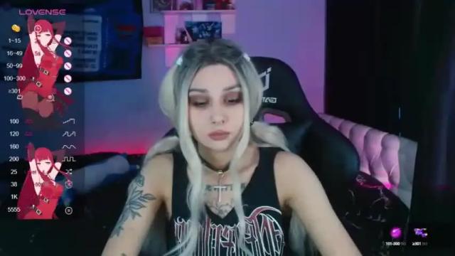 Image 2 of xxhevynxkira Stream on Chaturbate on 16 months ago