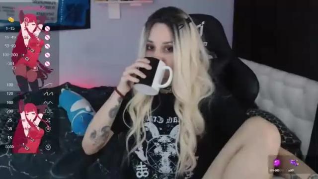 Image 11 of xxhevynxkira Stream on Chaturbate on 16 months ago