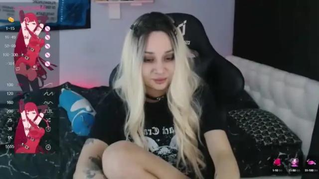 Image 12 of xxhevynxkira Stream on Chaturbate on 16 months ago