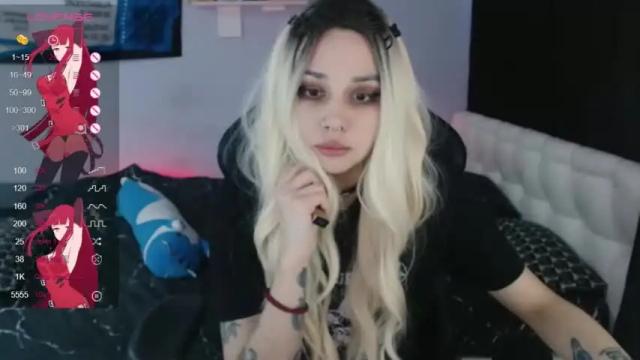 Image 4 of xxhevynxkira Stream on Chaturbate on 16 months ago