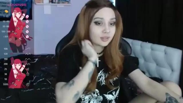 Image 4 of xxhevynxkira Stream on Chaturbate on 16 months ago