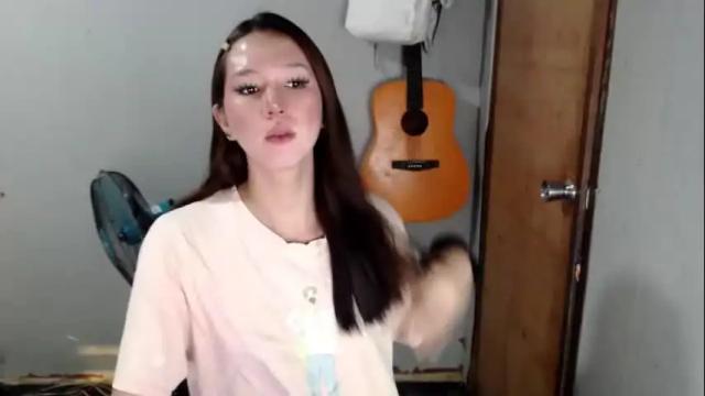 Image 2 of xxinnocentbellaxx Stream on Chaturbate on 1 month ago