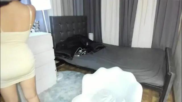 Image 2 of xxjasminfoxxx Stream on Chaturbate on 2 months ago