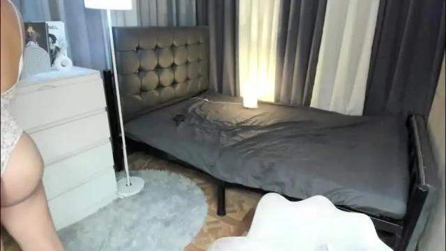 Image 8 of xxjasminfoxxx Stream on Chaturbate on 7 hours ago