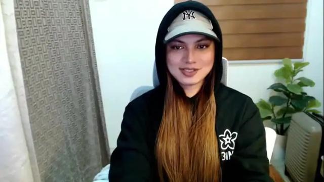 Image 10 of xxjulielovesyouxx Stream on Chaturbate on 1 month ago