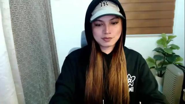 Image 3 of xxjulielovesyouxx Stream on Chaturbate on 1 month ago