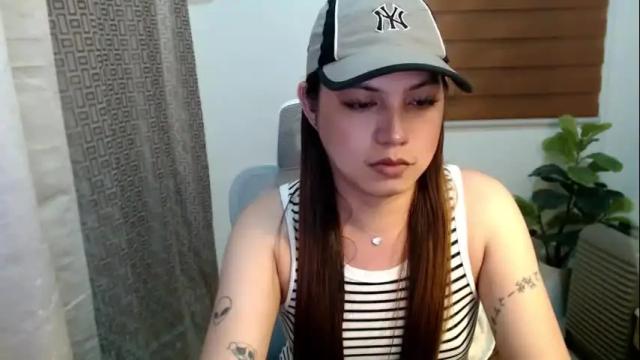 Image 10 of xxjulielovesyouxx Stream on Chaturbate on 1 month ago