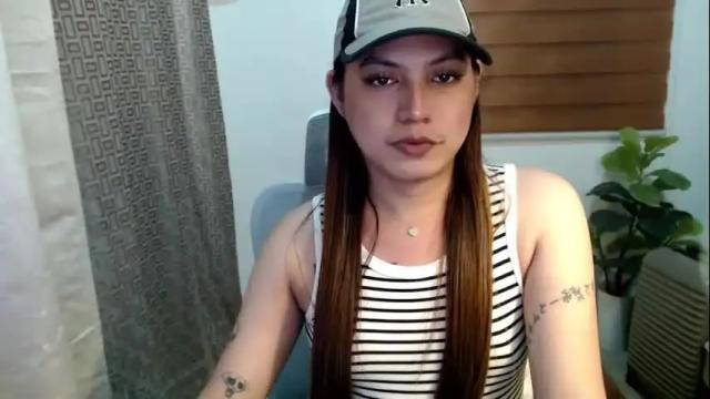 Image 11 of xxjulielovesyouxx Stream on Chaturbate on 1 month ago