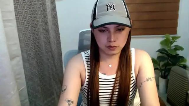 Image 8 of xxjulielovesyouxx Stream on Chaturbate on 1 month ago