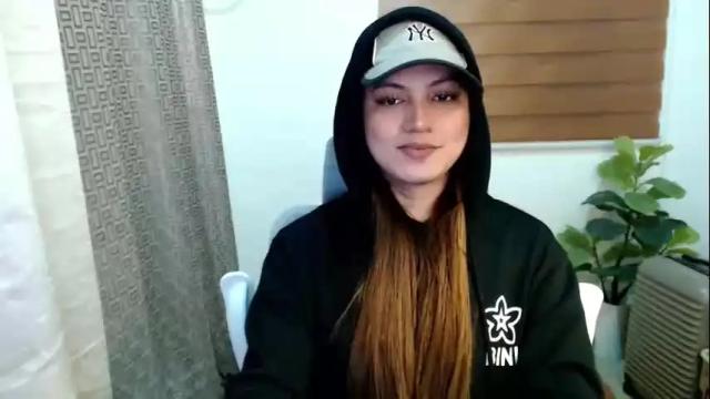 Image 12 of xxjulielovesyouxx Stream on Chaturbate on 1 month ago