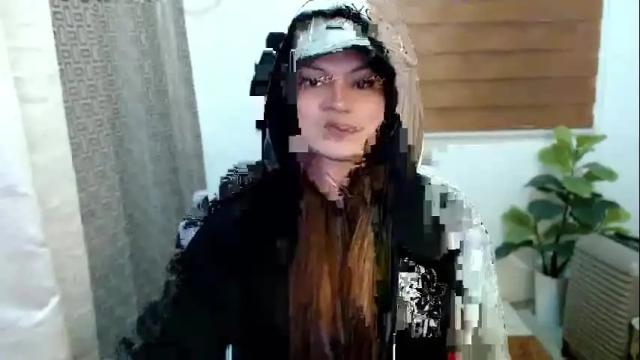 Image 4 of xxjulielovesyouxx Stream on Chaturbate on 1 month ago