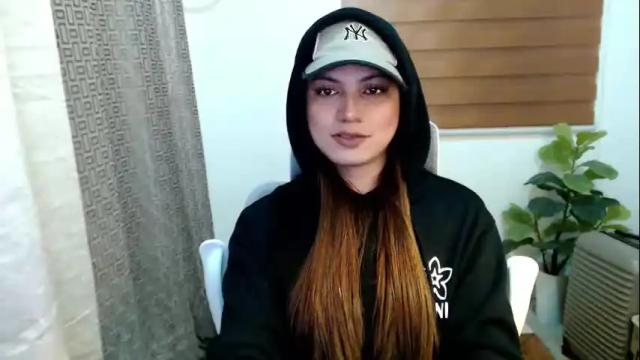 Thumbnail 2, xxjulielovesyouxx's Stream at Chaturbate, 1 month ago