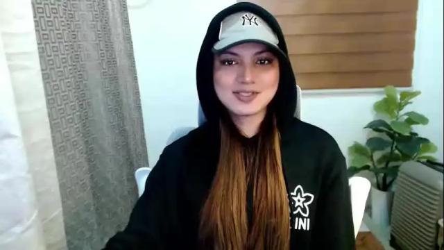 Image 6 of xxjulielovesyouxx Stream on Chaturbate on 1 month ago