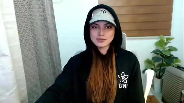 Image 7 of xxjulielovesyouxx Stream on Chaturbate on 1 month ago