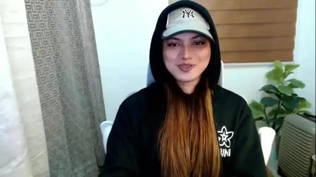 Image 8 of xxjulielovesyouxx Stream on Chaturbate on 1 month ago