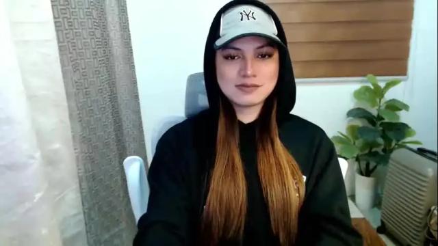 Thumbnail 3, xxjulielovesyouxx's Stream at Chaturbate, 1 month ago
