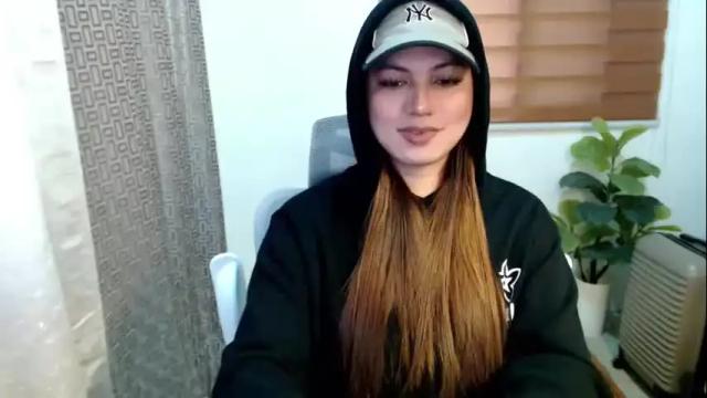 Thumbnail 3, xxjulielovesyouxx's Stream at Chaturbate, 1 month ago