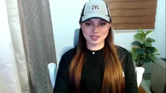 Thumbnail 2, xxjulielovesyouxx's Stream at Chaturbate, 1 month ago