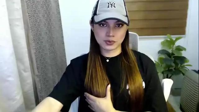 Thumbnail 3, xxjulielovesyouxx's Stream at Chaturbate, 1 month ago