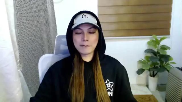 Image 10 of xxjulielovesyouxx Stream on Chaturbate on 1 month ago
