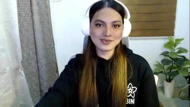 Image 11 of xxjulielovesyouxx Stream on Chaturbate on 1 month ago
