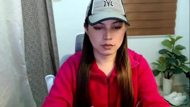 Thumbnail 3, xxjulielovesyouxx's Stream at Chaturbate, 1 month ago