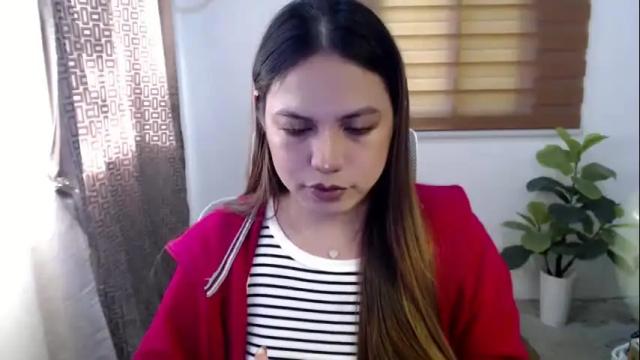 Image 11 of xxjulielovesyouxx Stream on Chaturbate on 1 month ago