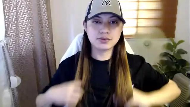 Image 2 of xxjulielovesyouxx Stream on Chaturbate on 13 days ago