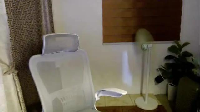 Image 4 of xxjulielovesyouxx Stream on Chaturbate on 4 days ago